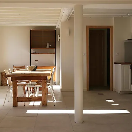 Apartment Avec Vue Et Jardin