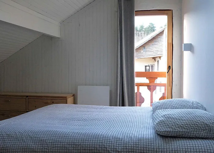 Avec Vue Et Jardin *